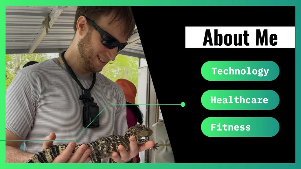 Holding a small crocodile in New Orleans, Louisiana. 🐊